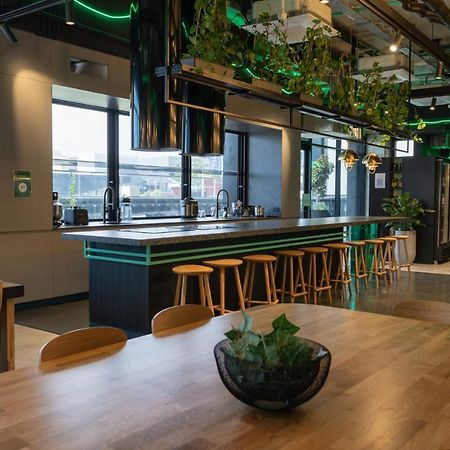 Modern Co-Living Apartments In Perth Central Zewnętrze zdjęcie